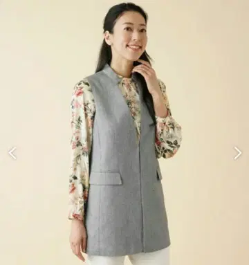 새상품급 레리안 ROCHAS 로샤스 스탠드 카라 베스트
