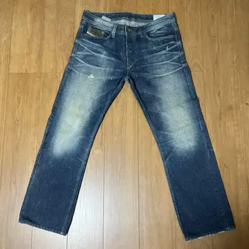 다크 블루 스트레이트 데님 W32 L32