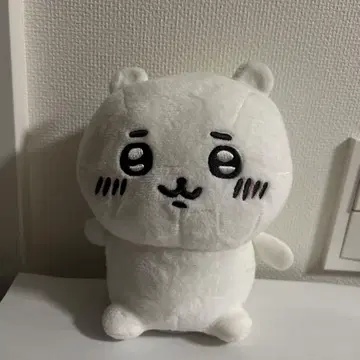 뭔가를 흉내내며 펄쩍펄쩍 뛰는 것 치이카와 (먼작귀) 봉제 인형