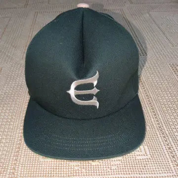 Evisen GAcious 다크 그린 캡