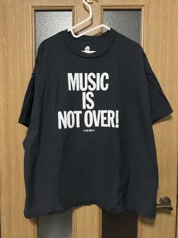 is-ness MUSIC IS NOT OVER 티셔츠 프리 사이즈