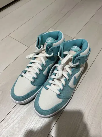 에어 조던 1 KO 블리치드 아쿠아