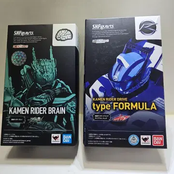 S.H.Figuarts 가면라이더 2체 세트