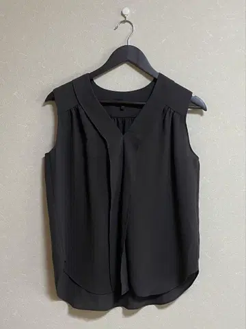 띠어리 PRIME.GGT.LIGHT/V.FLAP.TOP 사이즈 S