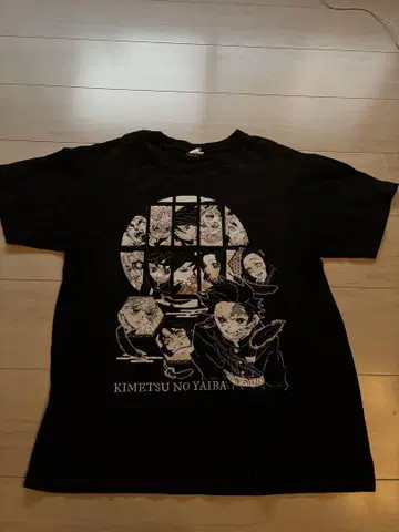 KIMETSU NO YAIBA 티셔츠 M 사이즈