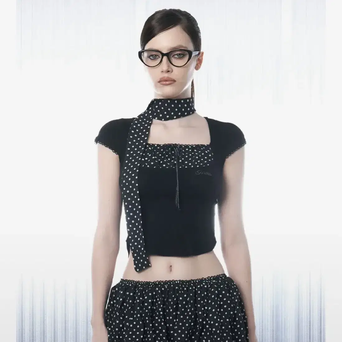 【HILLDA】 Dot Square Crop Top Black ◇HILLDA◇ Dot Square Crop Top Black 25SSDTB Dot Square Crop