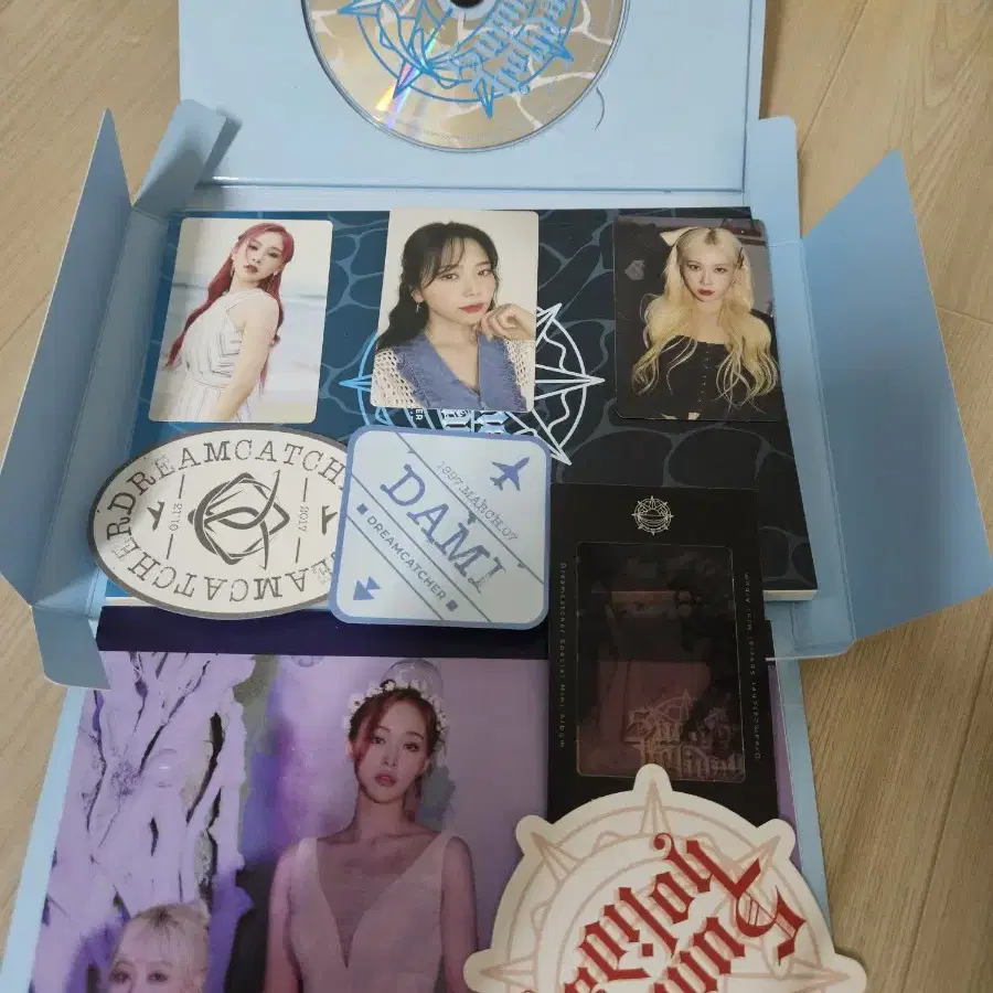 Dreamcatcher Because sign CD. on Bunjang Global Site.