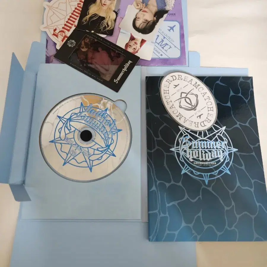 Dreamcatcher Because sign CD. on Bunjang Global Site.