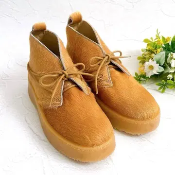 컨디션 최상 Clarks 자라 가죽 앵클부츠 송치 베이지 23cm