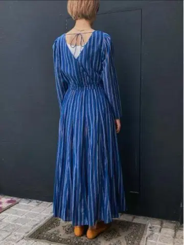 COTTON VOILE STRIPE TUCK SLEEVE