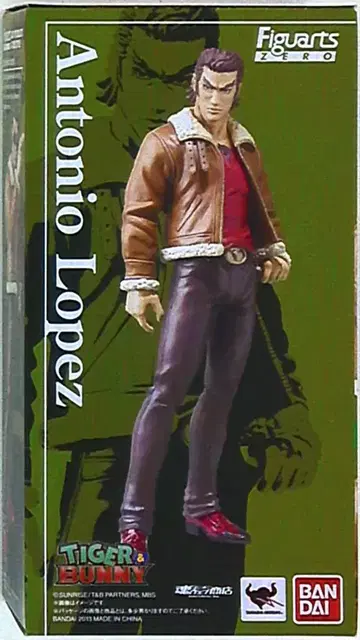 반다이 피규아트 ZERO TIGER&BUNNY 안토니오 로페즈 PVC