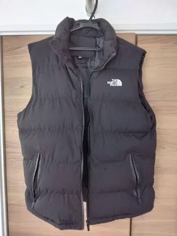 THE NORTH FACE 블랙 다운 베스트