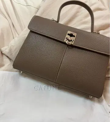 CAFUNE STANCE BAG BROWNSTONE 카후네 스탠스 백