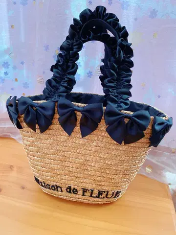 Maison de FLEUR 리본 포함 바스켓백