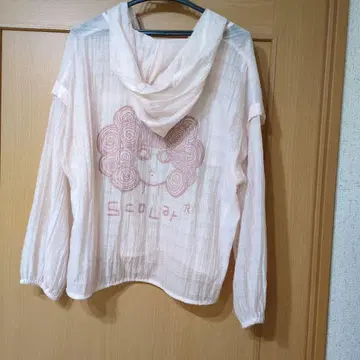 스칼라 미사용 새상품 여름용 후드티