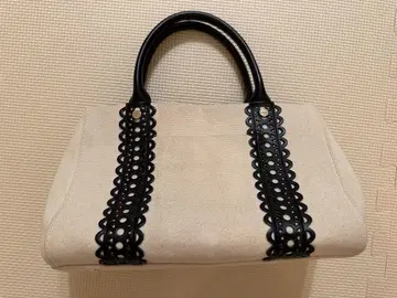 토카 백 토트백 TOCCA 레이스 오프 x 블랙 캔버스 계열