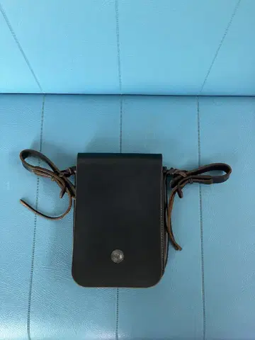 메디슨 백 실버 콘초 두꺼운