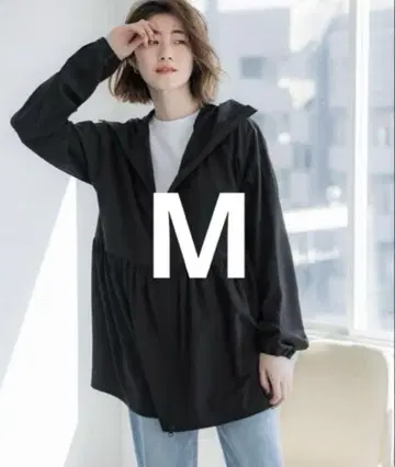 새상품 coca UV차단 개더 후드티 티어드 러쉬 M 블랙