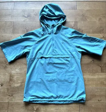 FJALL RAVEN 윈드브레이커