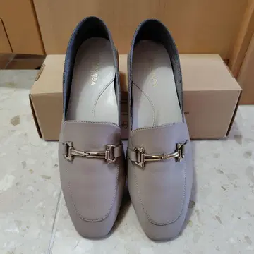 베이지 비트 로퍼 24.5cm