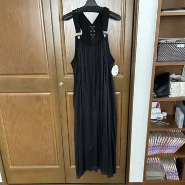 블랙 오버롤 스타일 원피스