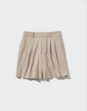 유니클로 베이지 플리츠 숏 팬츠 S