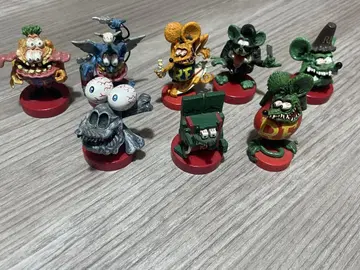 Rat Fink 미니 피규어 8개 세트