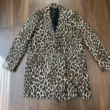 ZARA BASIC 레오파드 무늬 더블 브레스트 코트 S 사이즈