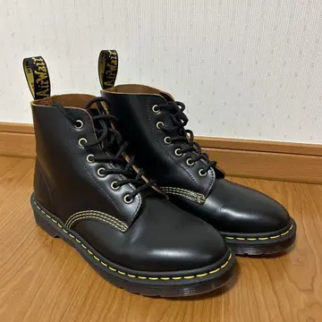 닥터마틴 Dr.Martens 101 ARC 6 홀 부츠