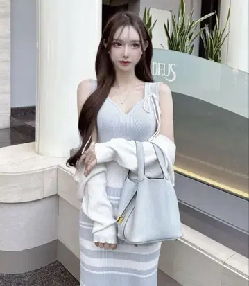 Lumignon Riobon border nermaid dress 블루