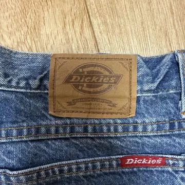 디키즈 데님 블루 스트레이트 청바지