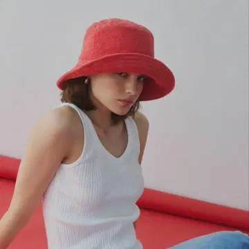 새상품 알리시아 스 테리 버킷햇 레드 RED 모자 썸머햇