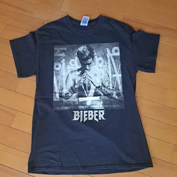 Justin Bieber 반 티셔츠 M 사이즈 GILDAN