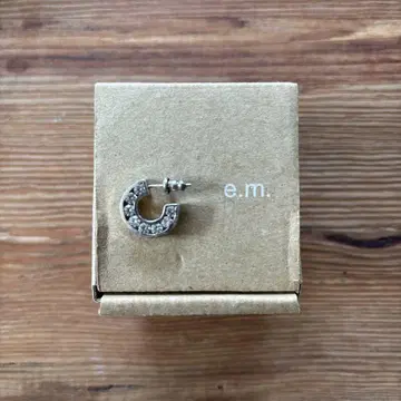 e.m. 지르코니아 후프 귀걸이 한쪽 귀용