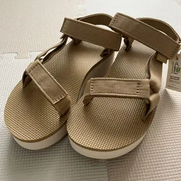 TEVA 샌들 미사용 새상품
