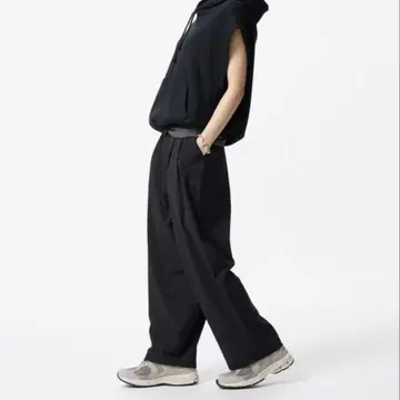 기장 짧음 UNIQLO 울트라 스트레치 액티브 와이드 팬츠 M