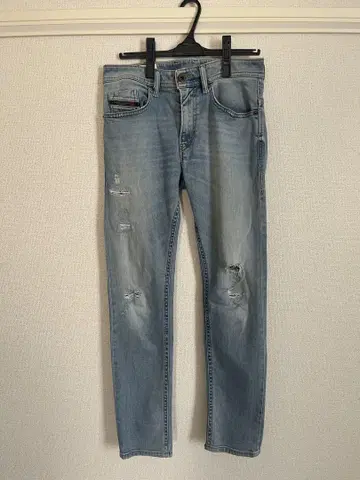 슬림 핏 데미지 데님 팬츠 밝은 파랑