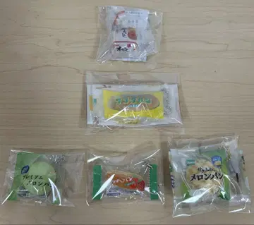 과자 빵 키링 세트.