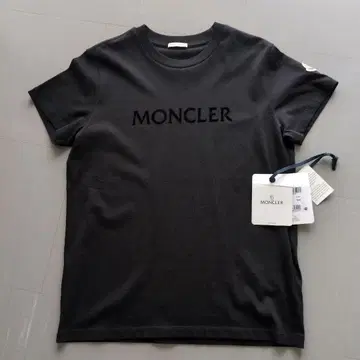 몽클레어 블랙 티셔츠 M 여성용