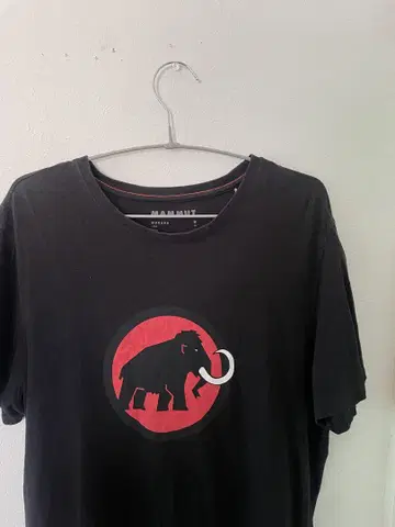 MAMMUT 마무트 티셔츠 블랙 L 사이즈