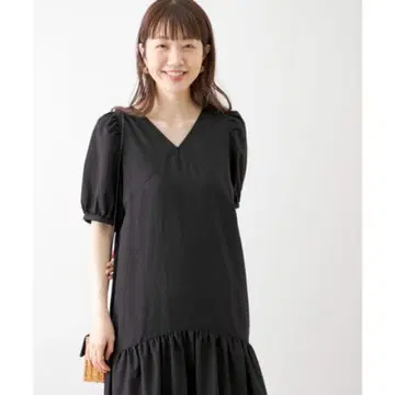 어반 리서치 사니 라벨 TR 린넨 V넥 퍼프 슬리브 원피스