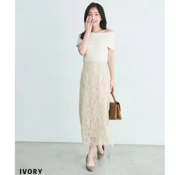 레이스 타이트 스커트 (아이보리)