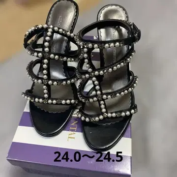 [새상품급] GRACE CONTINENTAL 펄 스톤 샌들