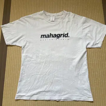 mahagrid. 로고 티셔츠 마하그리드 티셔츠 mahagrid. 반팔