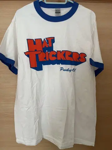 hat trickers 티셔츠