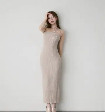 앤드메리 파타 바디 드레스 핑크 베이지