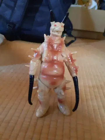 구동 울트라맨