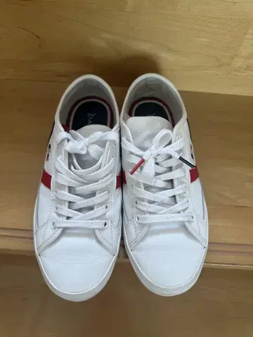 Lacoste 스니커즈
