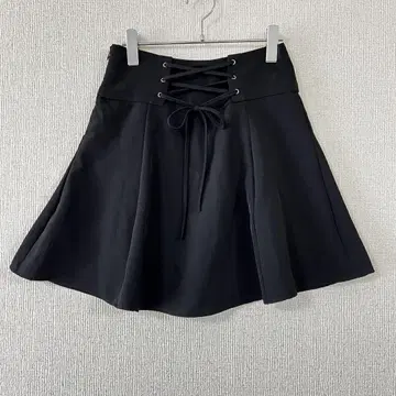 TITTY&Co./블랙 플레어 스커트 레이스업 허리 안감 팬츠