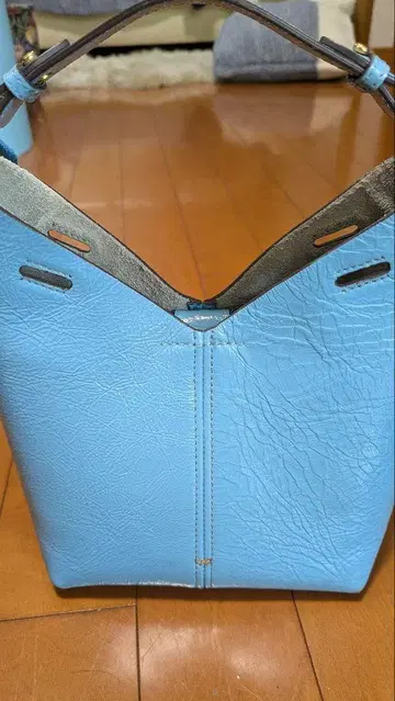 아니야 하인드마치 빌드 백 투웨이